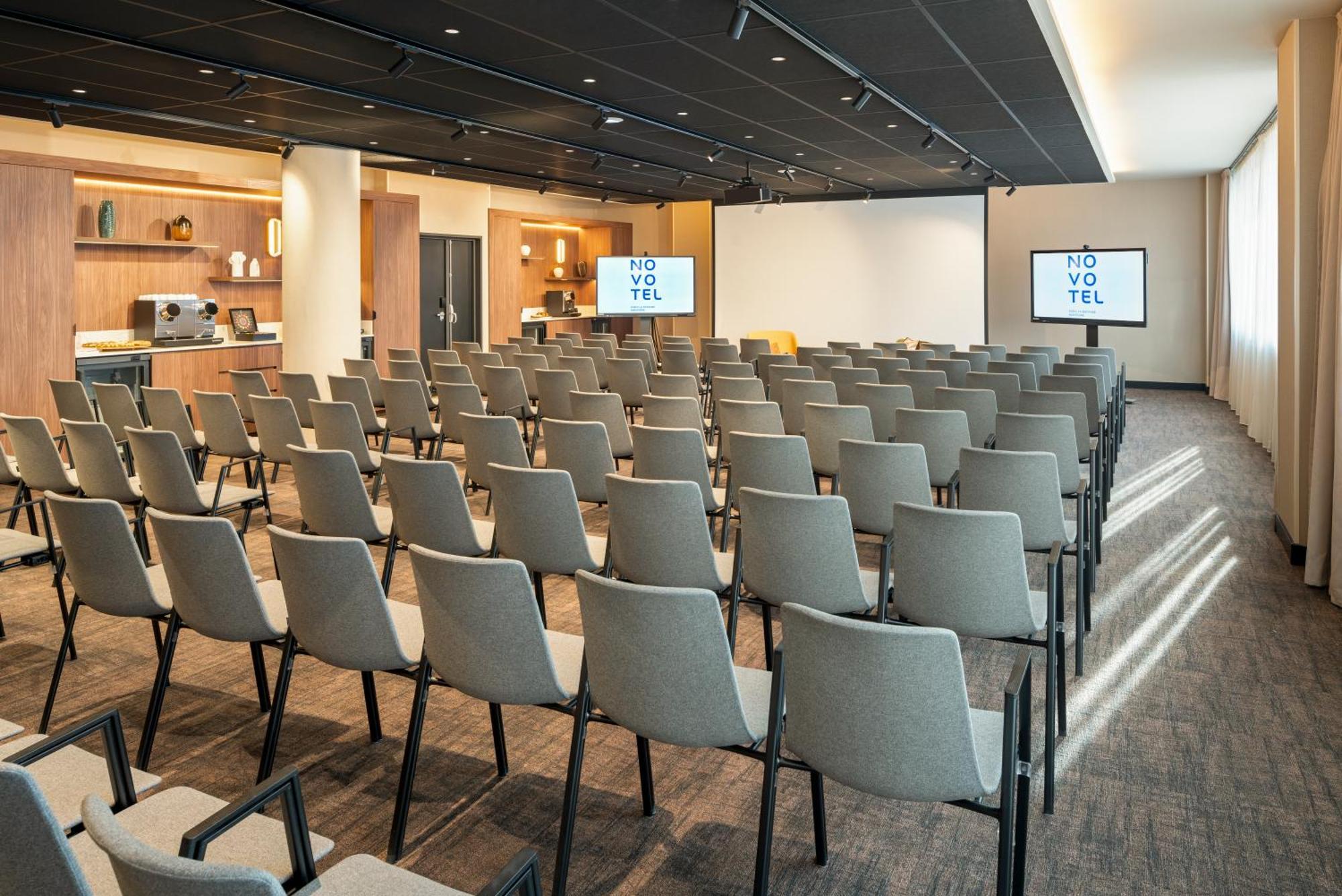Novotel Paris La Defense Nanterre Eksteriør bilde