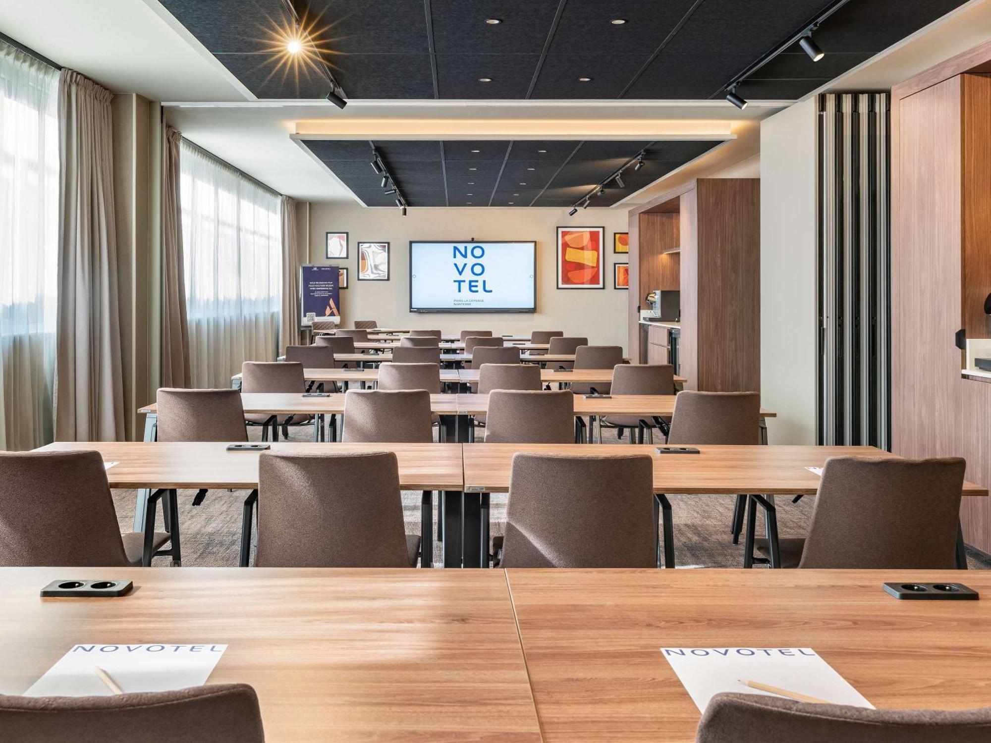 Novotel Paris La Defense Nanterre Eksteriør bilde