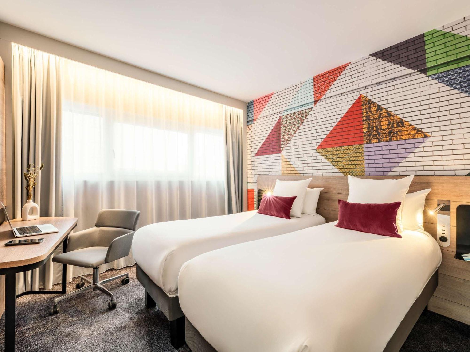 Novotel Paris La Defense Nanterre Eksteriør bilde
